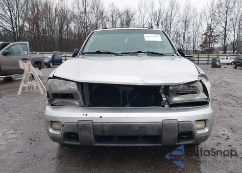 2005 Chevrolet Trailblazer Ls z USA, uszkodzony, nr VIN 1GNDT13S452238576